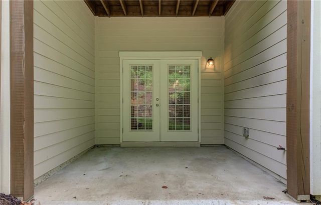 137 Holden Way, Woodstock, GA 30189