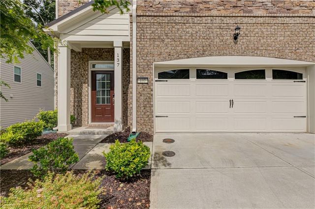 137 Holden Way, Woodstock, GA 30189