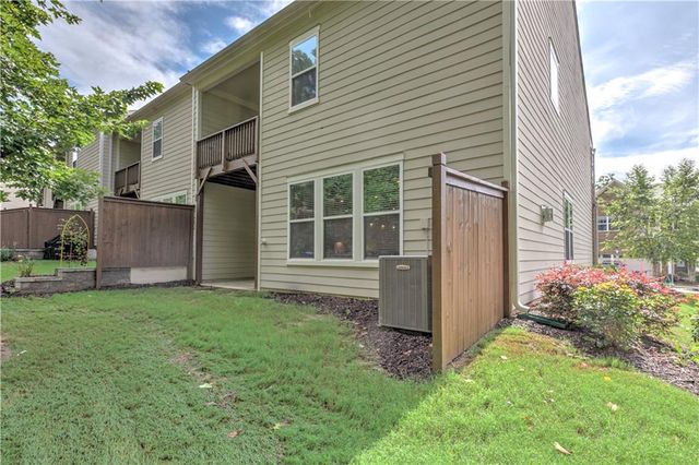 137 Holden Way, Woodstock, GA 30189