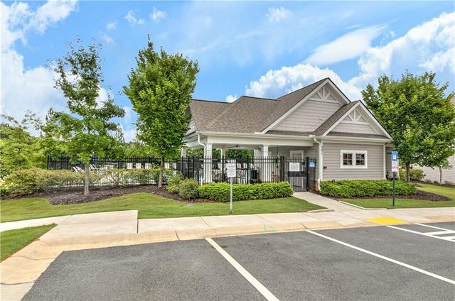 137 Holden Way, Woodstock, GA 30189