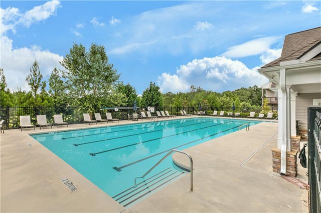137 Holden Way, Woodstock, GA 30189