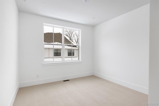 108 Apaloosa, Northville, MI 48167