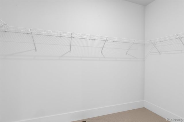 108 Apaloosa, Northville, MI 48167