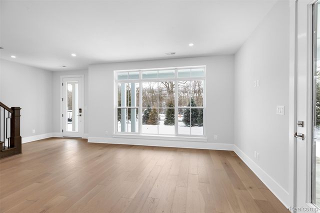 108 Apaloosa, Northville, MI 48167