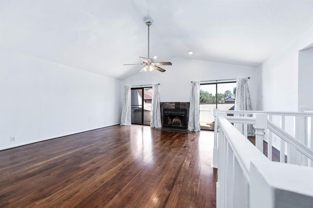 2664 Bering Drive 2664, Houston, TX 77057