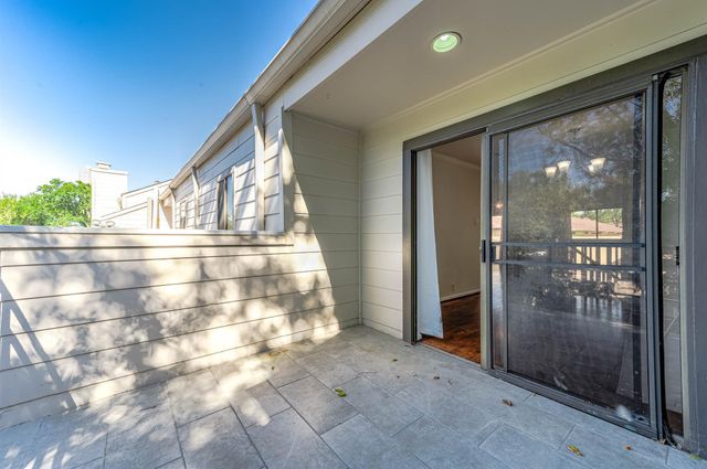 2664 Bering Drive 2664, Houston, TX 77057