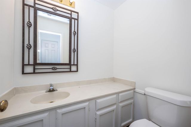 2664 Bering Drive 2664, Houston, TX 77057