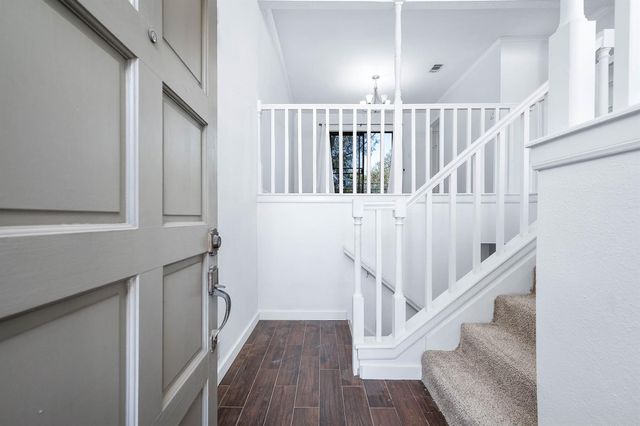 2664 Bering Drive 2664, Houston, TX 77057