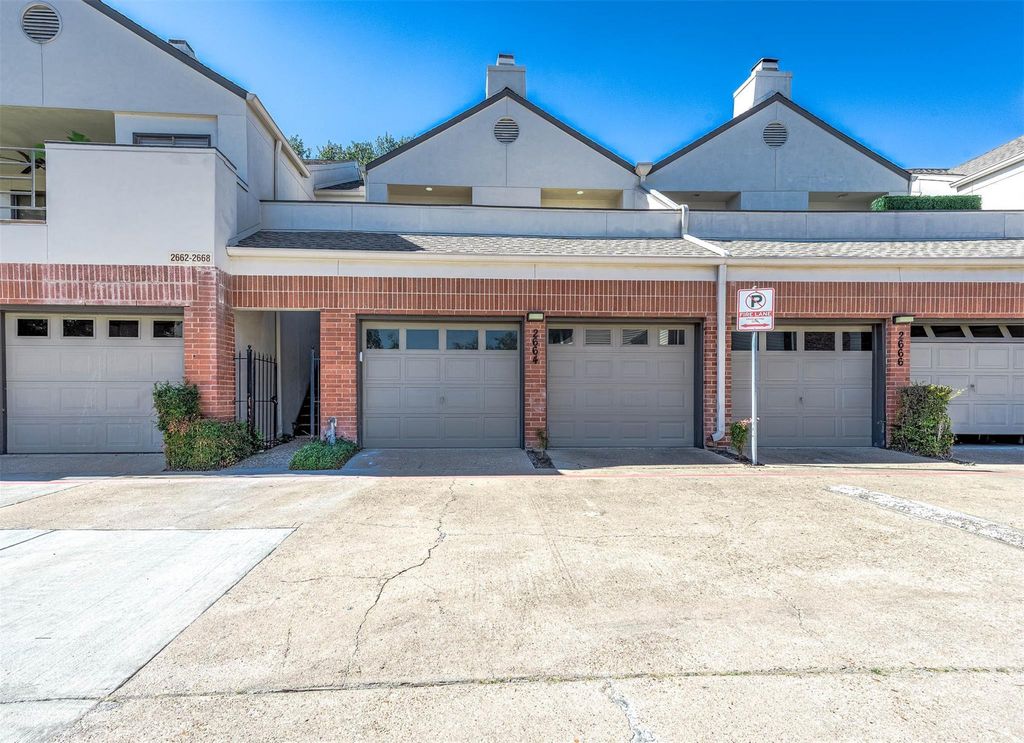 2664 Bering Drive 2664, Houston, TX 77057