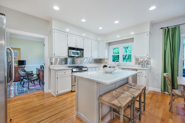599 Palisades Drive, Mount Pleasant, SC 29464