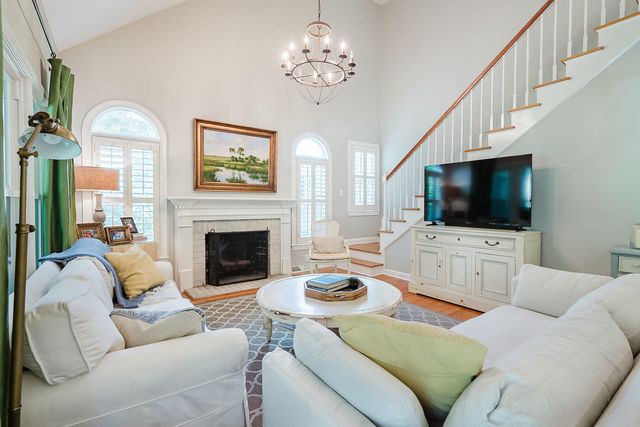 599 Palisades Drive, Mount Pleasant, SC 29464