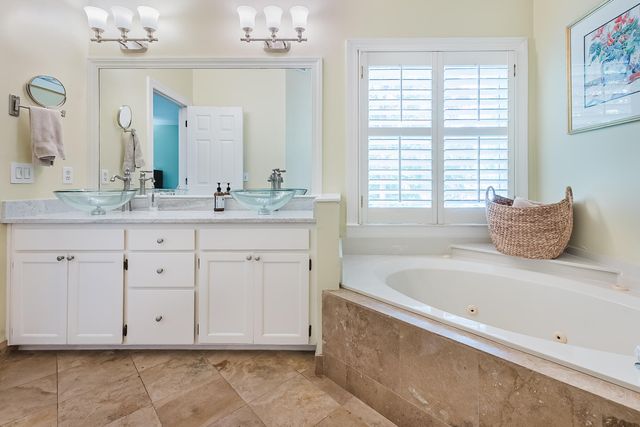 599 Palisades Drive, Mount Pleasant, SC 29464