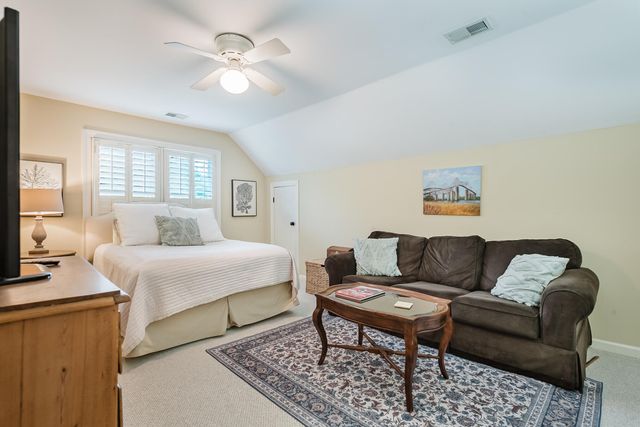599 Palisades Drive, Mount Pleasant, SC 29464