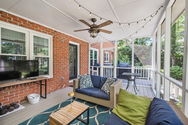 599 Palisades Drive, Mount Pleasant, SC 29464
