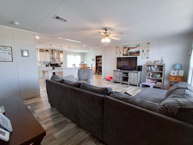 7256 Johnson Road, Granbury, TX 76049