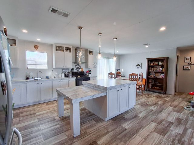 7256 Johnson Road, Granbury, TX 76049