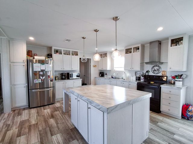 7256 Johnson Road, Granbury, TX 76049