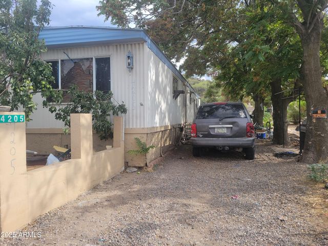 4205 E COPPER Street, Miami, AZ 85539