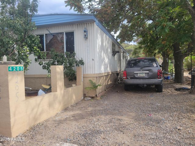 4205 E COPPER Street, Miami, AZ 85539