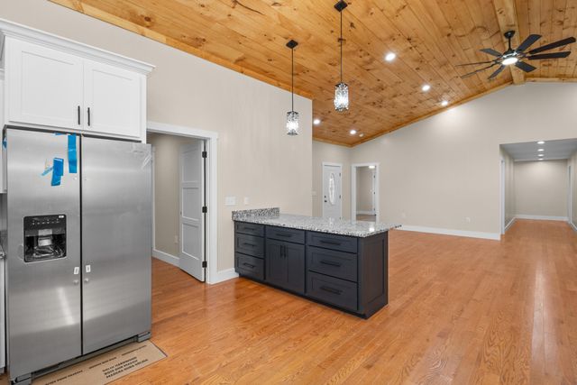 170 Laredo Drive, London, KY 40741