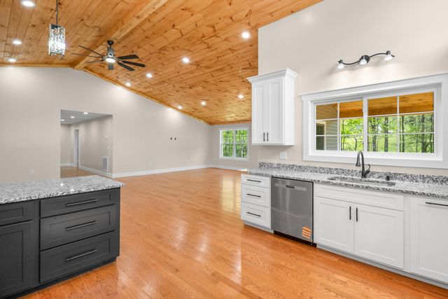 170 Laredo Drive, London, KY 40741