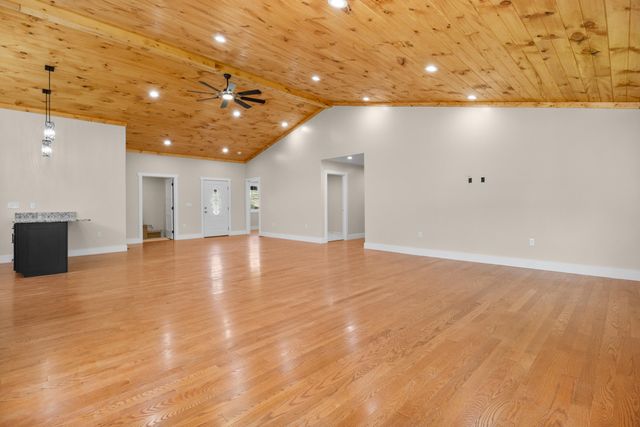 170 Laredo Drive, London, KY 40741
