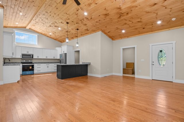170 Laredo Drive, London, KY 40741