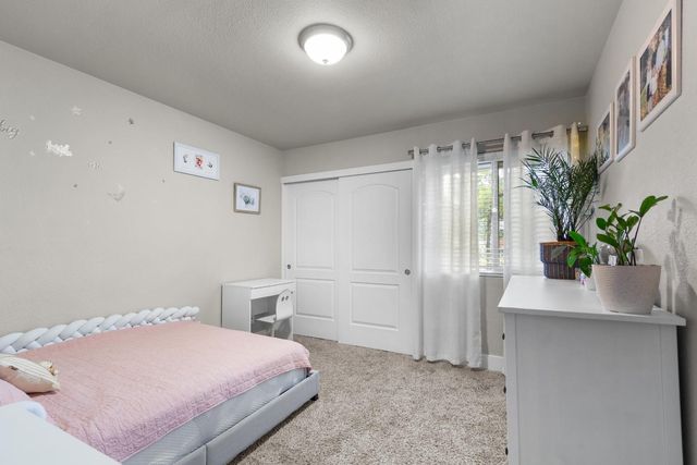 2305 Edinburgh Dr, Elverta, CA 95626