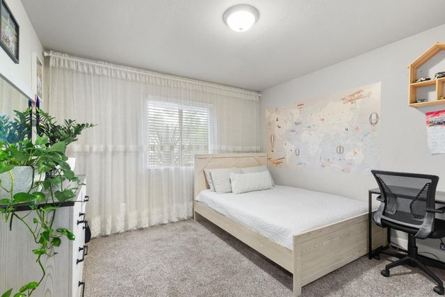 2305 Edinburgh Dr, Elverta, CA 95626