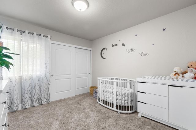 2305 Edinburgh Dr, Elverta, CA 95626
