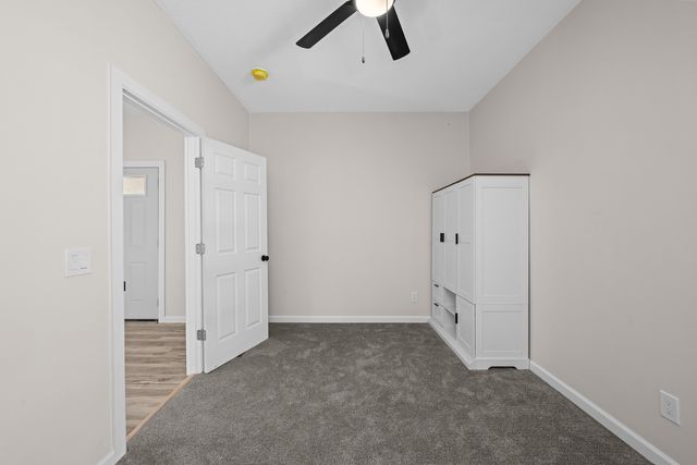 2010 3y Avenue, East Moline, IL 61244