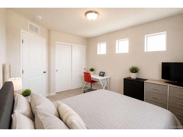 1241 Highview Dr, Erie, CO 80516