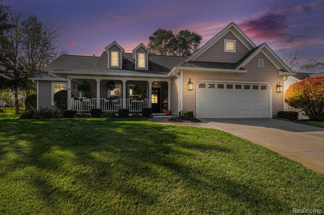 9203 Pine Walk Pass, Argentine Township, MI 48451