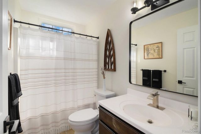 9203 Pine Walk Pass, Argentine Township, MI 48451