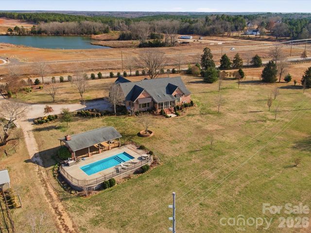 3135 Old Hickory Road, Lancaster, SC 29720