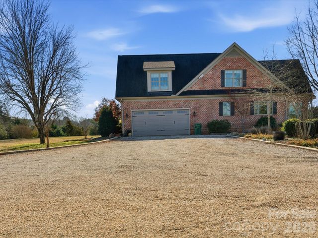 3135 Old Hickory Road, Lancaster, SC 29720