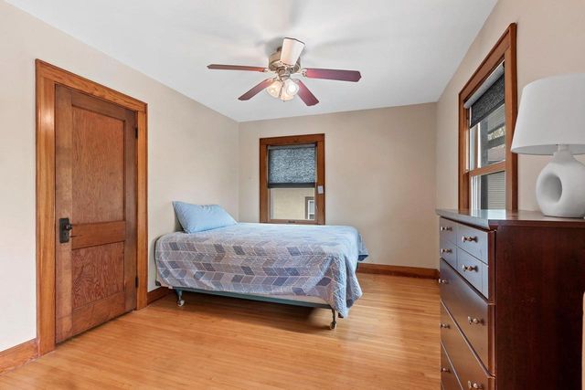 1131 LAWE STREET, Green Bay, WI 54301