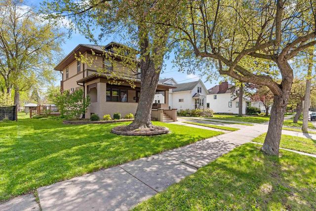 1131 LAWE STREET, Green Bay, WI 54301