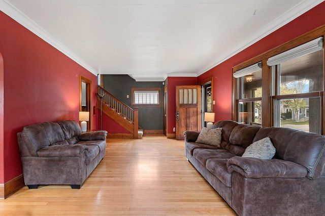 1131 LAWE STREET, Green Bay, WI 54301