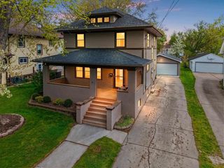 1131 LAWE STREET, Green Bay, WI 54301