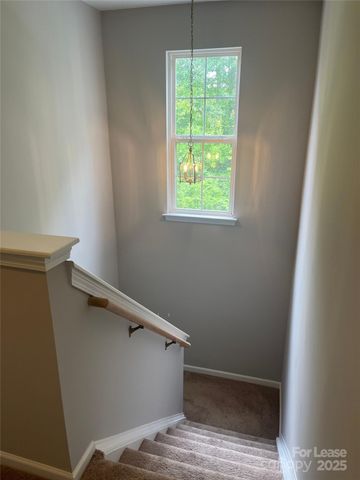 8901 Cinnabay Drive, Charlotte, NC 28216