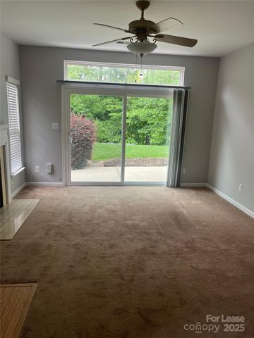 8901 Cinnabay Drive, Charlotte, NC 28216