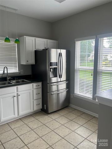 8901 Cinnabay Drive, Charlotte, NC 28216