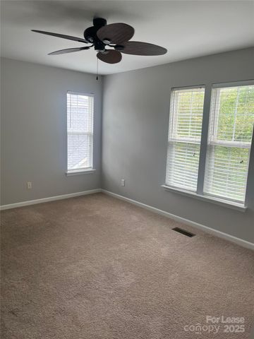 8901 Cinnabay Drive, Charlotte, NC 28216