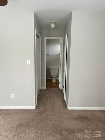 8901 Cinnabay Drive, Charlotte, NC 28216