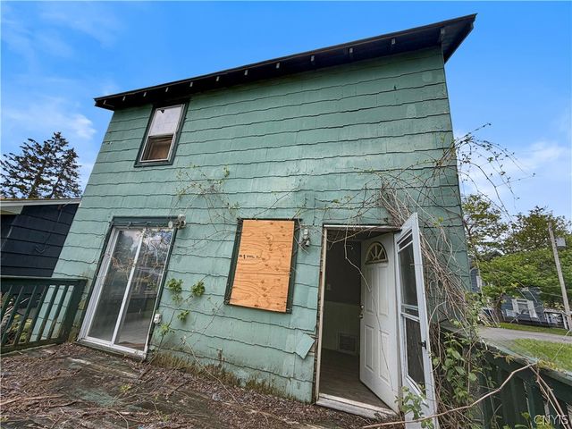 124 Baldwin Ave, Syracuse, NY 13205