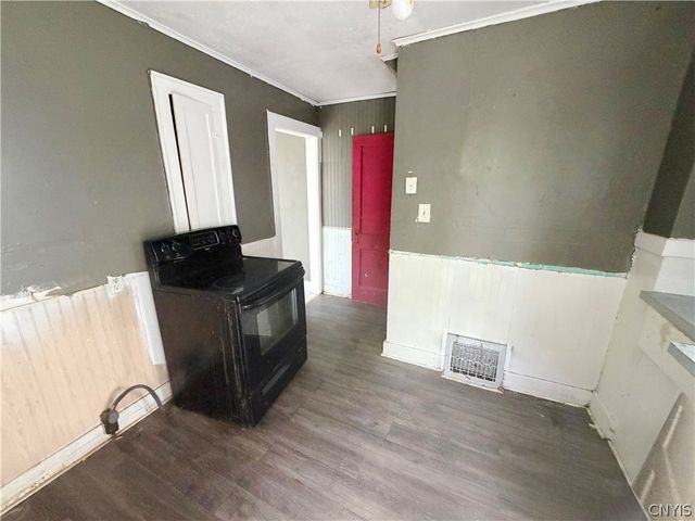124 Baldwin Ave, Syracuse, NY 13205