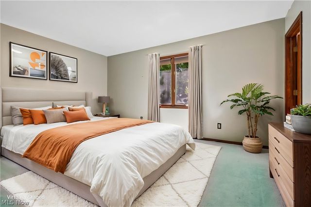 21 W Howe Road, Tallmadge, OH 44278