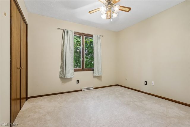 21 W Howe Road, Tallmadge, OH 44278
