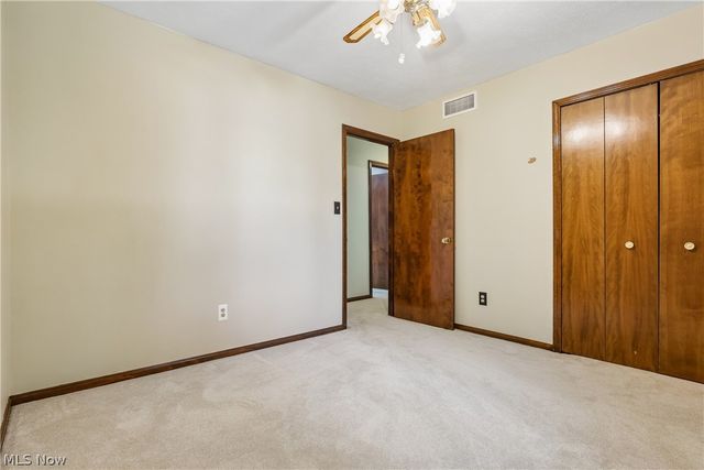 21 W Howe Road, Tallmadge, OH 44278
